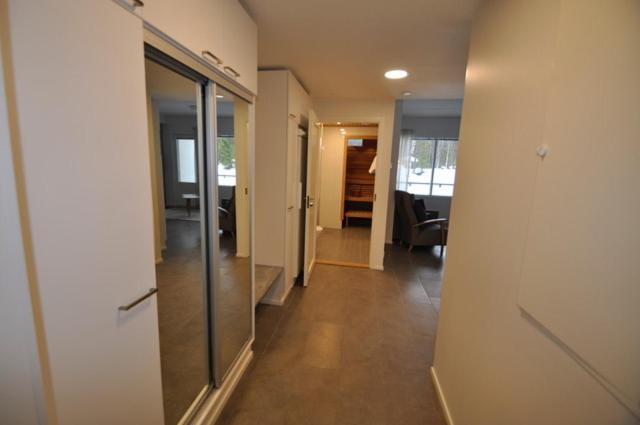 Hotel Lost In Yllaes Äkäslompolo 外观 照片